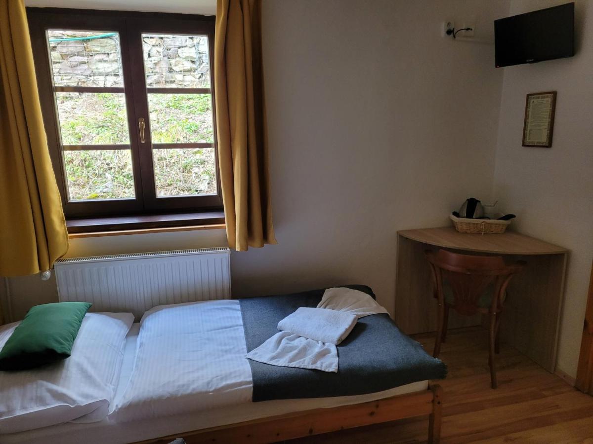 Penzion Klopacka Špania Dolina Exterior foto