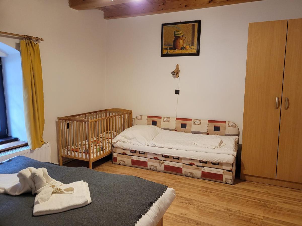 Penzion Klopacka Špania Dolina Exterior foto